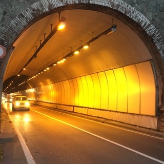 Albisola, chiusa al transito pedonale la galleria del Capo Torre