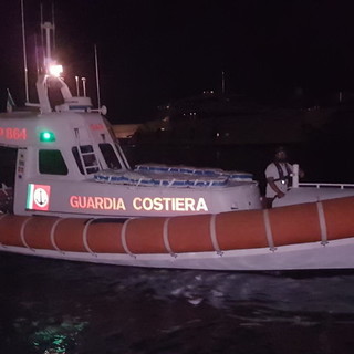 Corpo senza vita in mare a Varazze: disposta l'autopsia