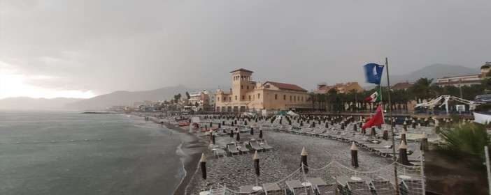 Il maltempo colpisce il savonese: grandine a Finale, Pietra e Loano (FOTO e VIDEO)