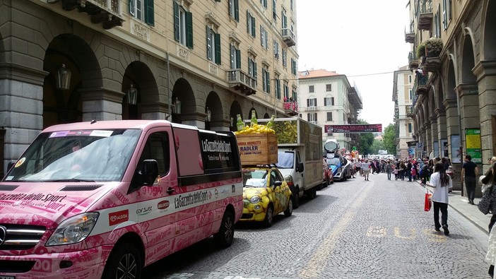 &quot;Un maggio in rosa&quot;, il Giro d'Italia arriva sotto la Torretta