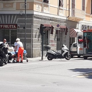 Scontro tra due scooter a Savona: un ferito al San Paolo in codice giallo