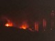Vasto incendio distrugge un deposito di materiali industriali a Sanremo: sul posto anche i Vigili del Fuoco savonesi