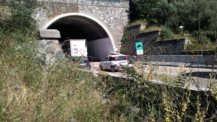 Incidente sulla A10 tra Celle e Varazze (FOTO)