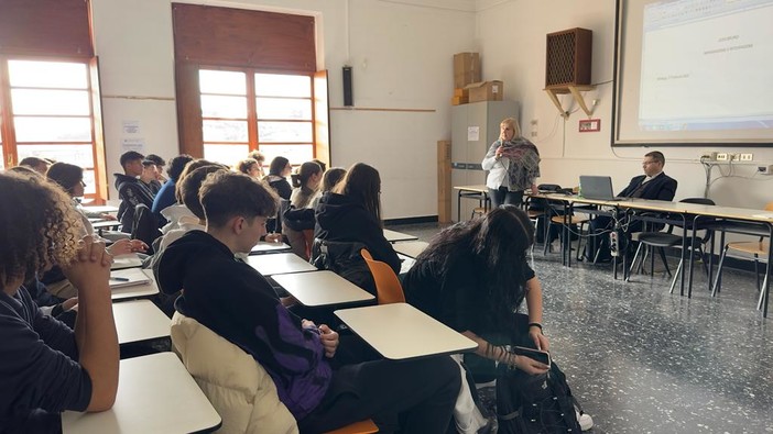 “A Scuola di Legalità”: partito il ciclo di incontri nelle scuole del savonese promossa dalla Prefettura