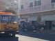 Pietra, auto si ribalta su un fianco: soccorsi mobilitati, un codice giallo al Santa Corona (FOTO)