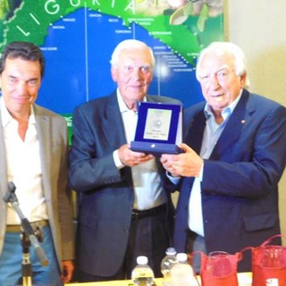 Sagralea premia il presidente della Croce Bianca di Albenga Dino Ardoino