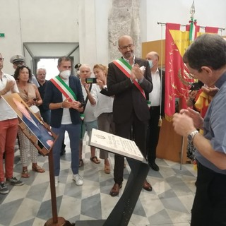 Finalborgo, è festa nel nome di don Franco Destefanis: intitolato al curato l'Auditorium di Santa Caterina (FOTO)