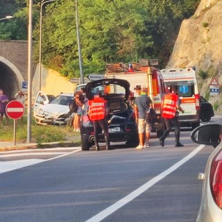 Rocchetta Cairo, incidente tra auto sulla Sp 29: soccorsi mobilitati (FOTO)