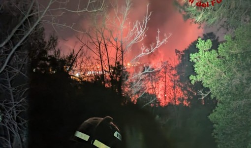 Incendi di Capodanno a Savona e Urbe: intervento dei vigili del fuoco e della protezione civile (FOTO)