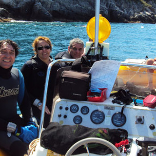 Albenga: mare ed immersioni accessibile a tutti, disabili e non vedenti esplorano i fondali dell'Isola