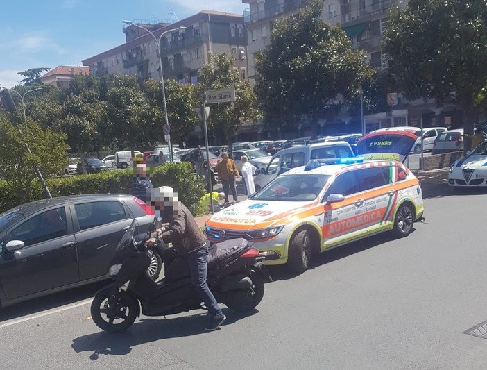 Albenga, investimento pedonale in via Don Sturzo (FOTO)