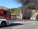 Pullman in fiamme in galleria sulla A12, chiusa l'autostrada tra Genova e Sestri Levante (VIDEO)