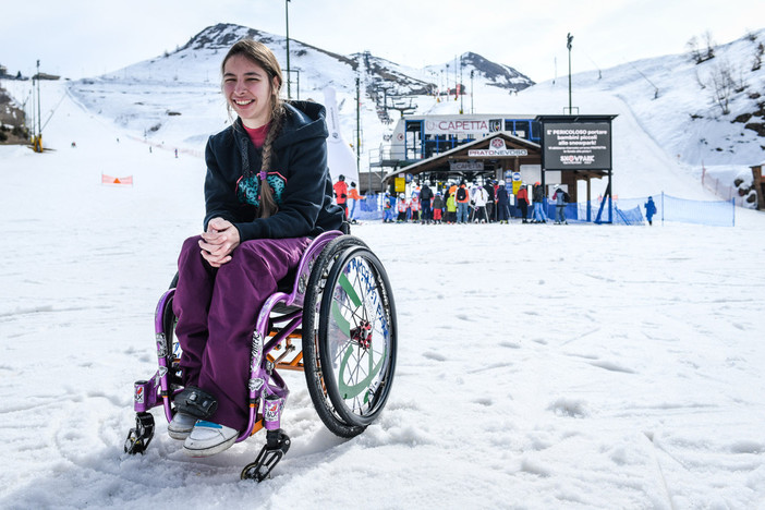 Prato Nevoso: salto mortale in carrozzina, record mondiale per la 25enne varazzina Ilaria Naef