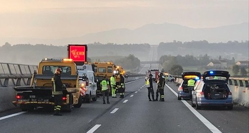 Due gravi incidenti sulla Torino-Savona nei pressi di Marene: autostrada chiusa, traffico paralizzato