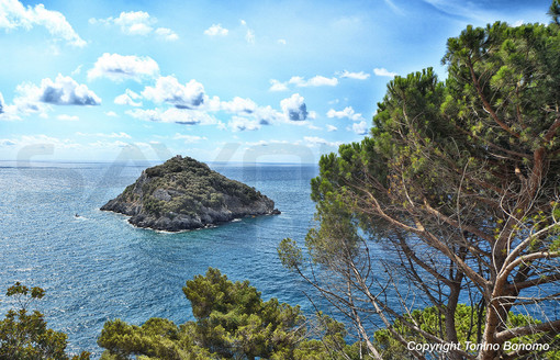 Quell'ampliamento delle aree protette marine di Bergeggi approvato e mai applicato: ora vi arriverà il rigassificatore