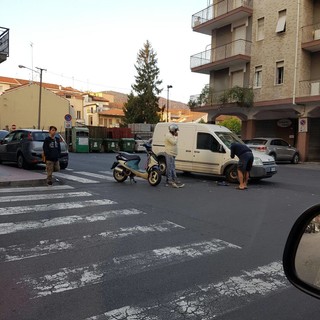 Albenga: scooter contro furgoncino vicino alla semina