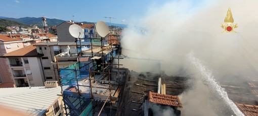 Rogo in via Bartoli a Savona, la Procura potrebbe aprire un fascicolo per atti non costituenti notizia di reato