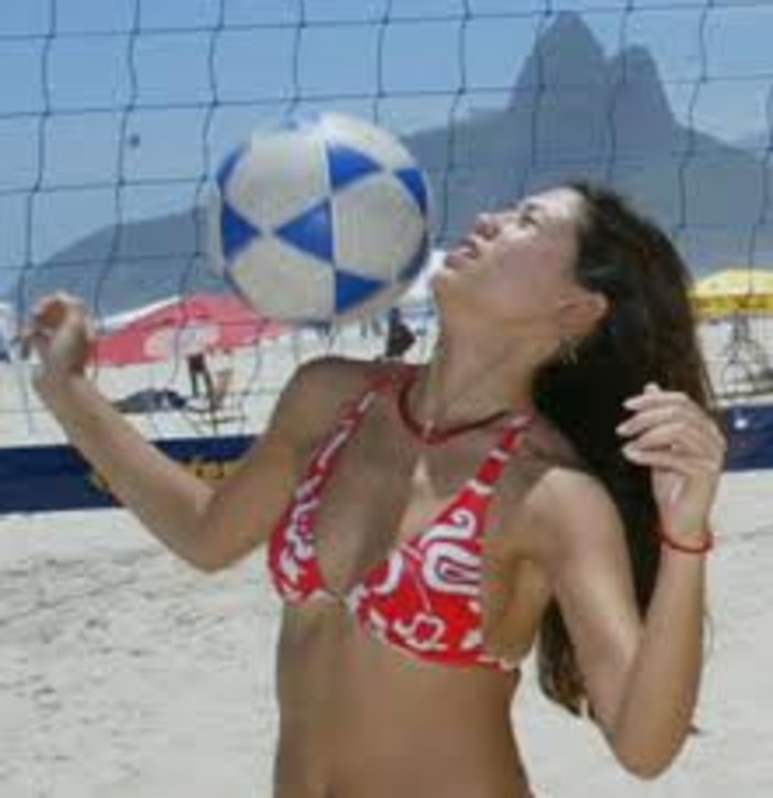 Re e regine del foot-volley ad Albisola