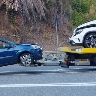 A10, incidente tra Savona e Celle: due feriti, traffico in tilt