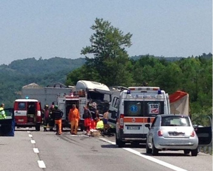 Incidente ieri sulla Torino-Savona: cinque feriti di cui uno in gravi condizioni