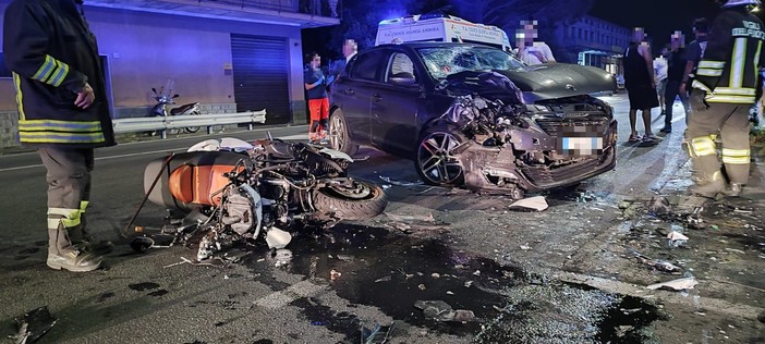 Scontro tra auto e moto a Ceriale: due feriti al Santa Corona (FOTO)