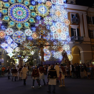 Nella foto i Disciplinanti di San Giovanni Battista di Loano all’Illuminata di Cuneo