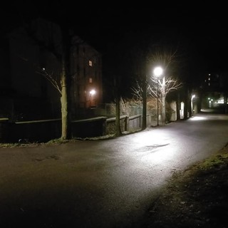 Altare, continua il restyling dell'illuminazione pubblica: tecnologia led in viale De Caroli (FOTO)