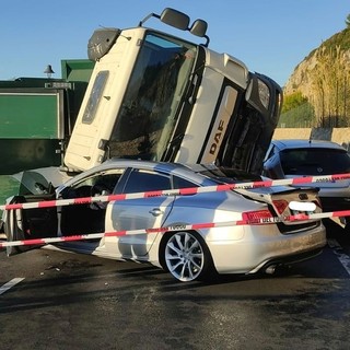 Incidente tra Finale e Borgio, riaperta alla viabilità l'Aurelia