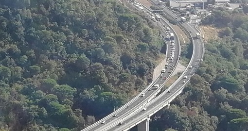 Incidente sulla A10 tra Spotorno e Feglino: disagi al traffico