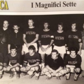 Nelle foto la squadra dell'Artesina Bar Mongrifone vincitrice nel Trofeo Ferrarassa nel 1971 e i Portuali protagonisti del Torneo dei Bar dal 1961 al 1967 guidati da Morando
