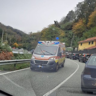 Scontro tra auto sulla Sp 29 del Colle di Cadibona: soccorsi mobilitati