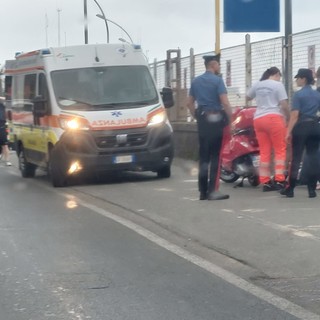 Savona, incidente in lungomare Matteotti coinvolto uno scooter