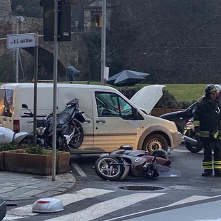 Incidente in corso Mazzini a Savona, dito puntato sulla sicurezza stradale. Assessore Pasquali: &quot;Si può pensare di mettere il limite a 30 km/h&quot;