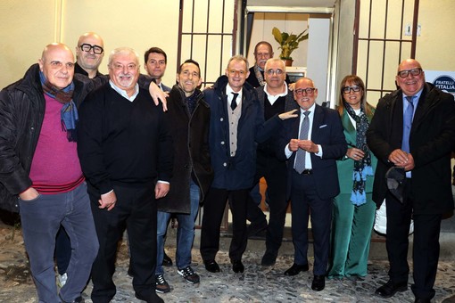 Il candidato Fdi alle Europee Stefano Balleari ad Albenga: “A Bruxelles decisioni importanti, andate a votare”