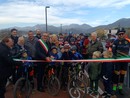 Albenga, inaugurata la pista ciclabile che collega il centro a Leca e Bastia, il sindaco: “Avrà importante valenza turistica”