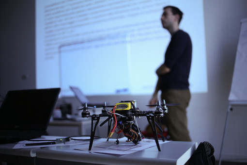 Al Campus universitario di Savona il secondo corso teorico per piloti APR - Droni