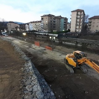 Lavori in via Abba, &quot;Insieme per Carcare&quot;: &quot;Se non ostacolati avrebbero migliorato la sicurezza del fiume e l'estetica urbanistica del paese&quot;