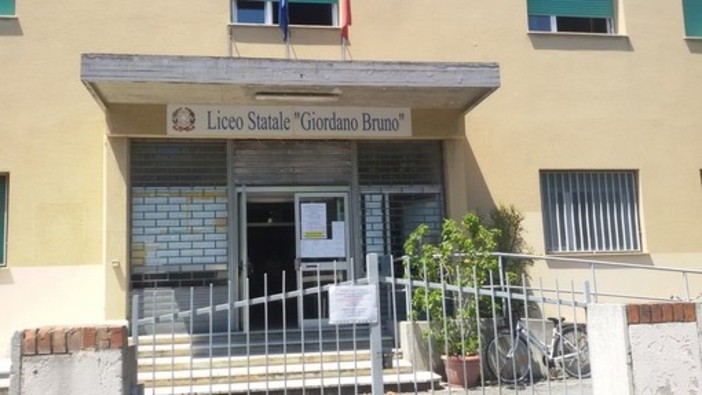 Liceo &quot;Bruno&quot; di Albenga, soddisfazione dopo gli esami di Stato: &quot;Brillanti risultati&quot;