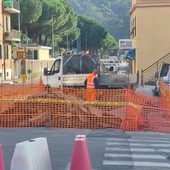 Ricostruzione del ponte sul torrente Segno, scattati i lavori per lo spostamento dei sottoservizi