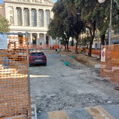 Restyling teatro Chiabrera, slitta il fine lavori: gli interventi su Piazza Diaz dovrebbero concludersi entro l'estate