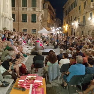 Finale, chiude la rassegna &quot;Un Libro per l'Estate&quot;. Franco Berrino presenta &quot;Fermare il Tempo&quot;