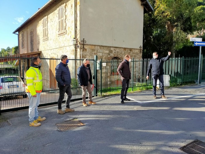 Nelle foto il sopralluogo per l'apertura del cantiere del sindaco Mauro Demichelis, dell'assessore al Demanio, Marco Giordano e del Dirigente dell'Area Tecnica, architetto Paolo Ghione con i tecnici della ditta incaricata