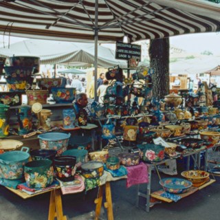 Albenga: domenica torna la Fiera di Natale, occasione da non perdere per la corsa ai regali