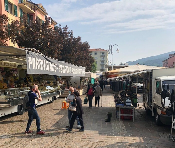 Riparte il mercato a Cairo, il sindaco Lambertini: &quot;La gente si è comportata bene&quot;