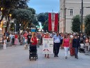 Savona si accende con le luci della fiaccolata contro la violenza sulle donne