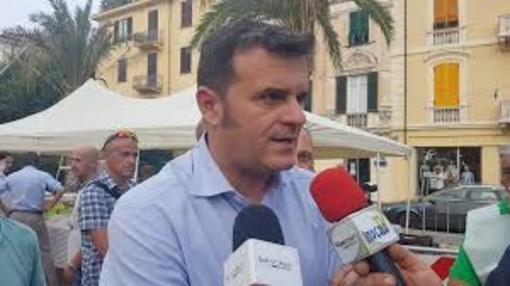 Revoca concessioni autostrade, ministro Centinaio: &quot;Ragioniamo prima di fare annunci&quot;