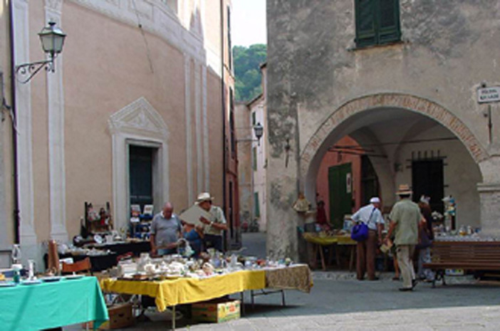 Finale Ligure Viva: &quot;Sul mercatino l'amministrazione esprime idee poco chiare&quot;