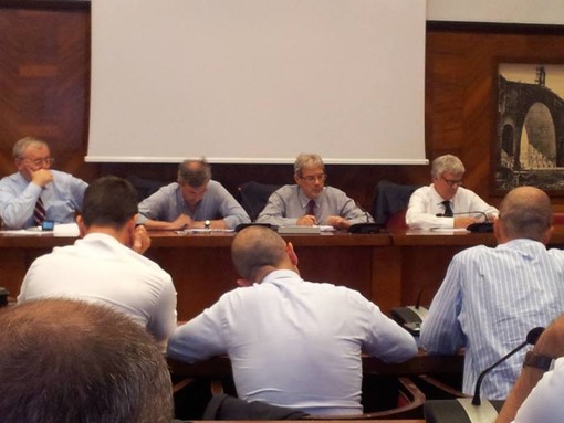 Nuove speranze per la Tirreno Power di Vado Ligure, De Vincenti: &quot;Azienda apra confronto con le parti sociali&quot;