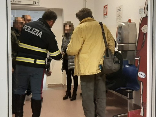 Due boati e poi solo fumo. La paura dei 42 intossicati nell'incendio in galleria Fornaci