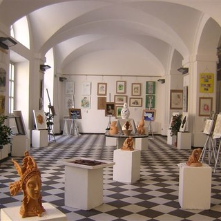 Albenga: Marina Oliveri in mostra nella saletta UCAI